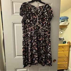 LOFT short sleeve black floral print dress size 16